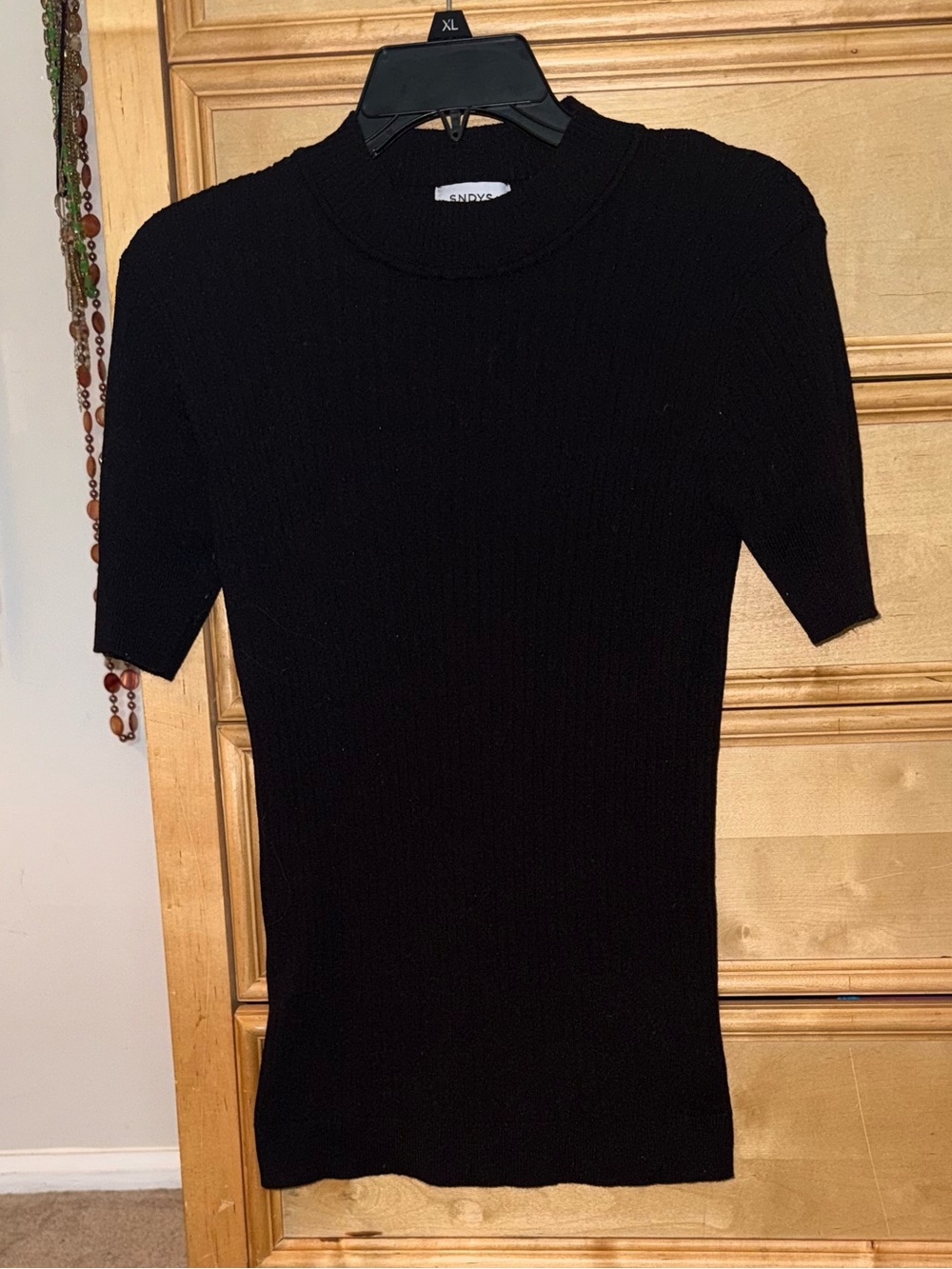 Black Short-Sleeve Ribbed Sweater Top